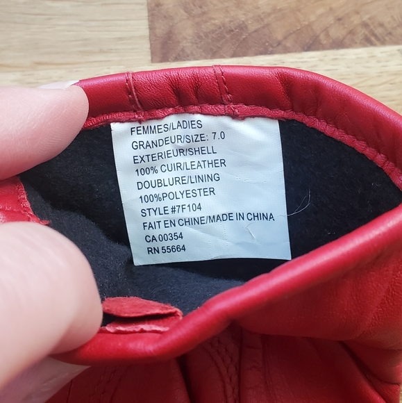 Red Leather Gloves - Picture 4 of 4